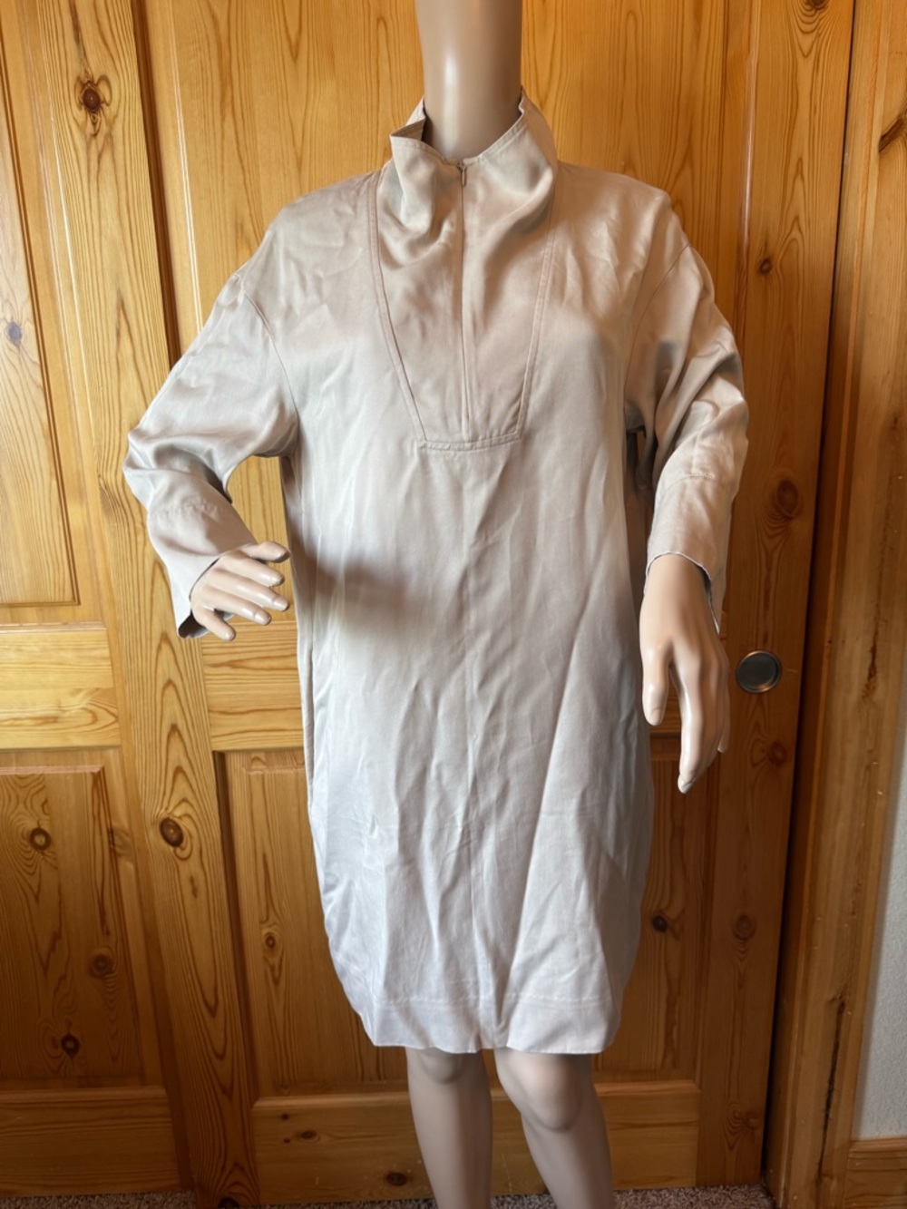 COS Beige Lyocell 1/2 Zip Front Shift Dress Minimalist Size 6 Pockets Comfy
